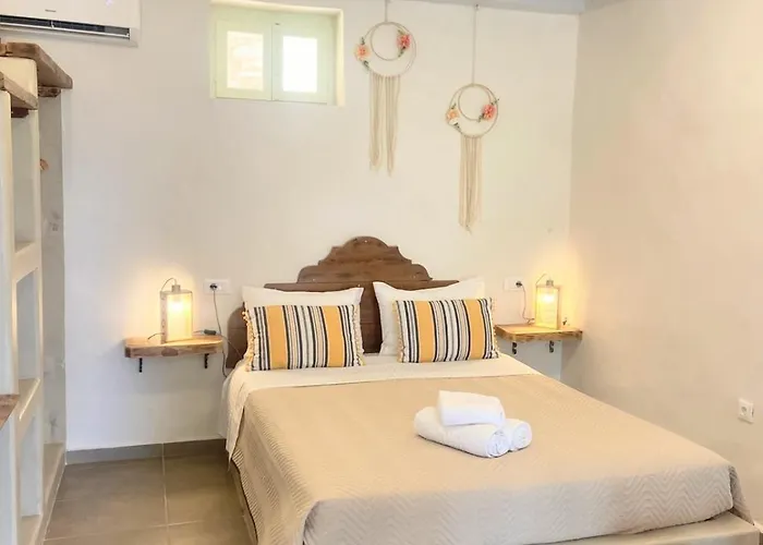 Aleminas House 1 سيمي