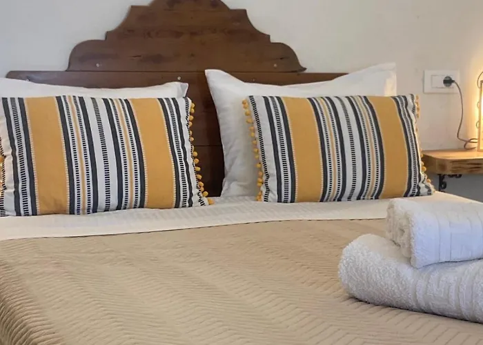 Aleminas House 1 سيمي